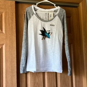 Women’s Size Medium San Jose Sharks Long Sleeve NWT